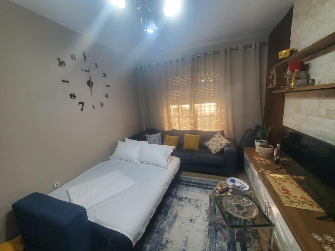 Apartamenti8 Korca المظهر الخارجي الصورة